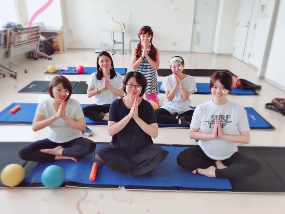 産後ママ向けの運動指導の様子
